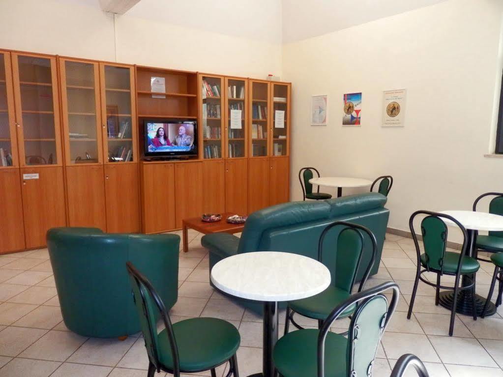 Hotell Casa Per Ferie Santa Maria Alle Fornaci Rom