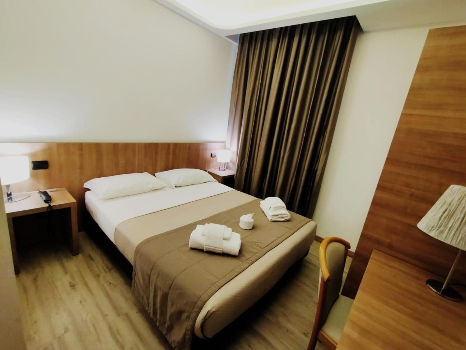 Casa Per Ferie Santa Maria Alle Fornaci Hotel Rom